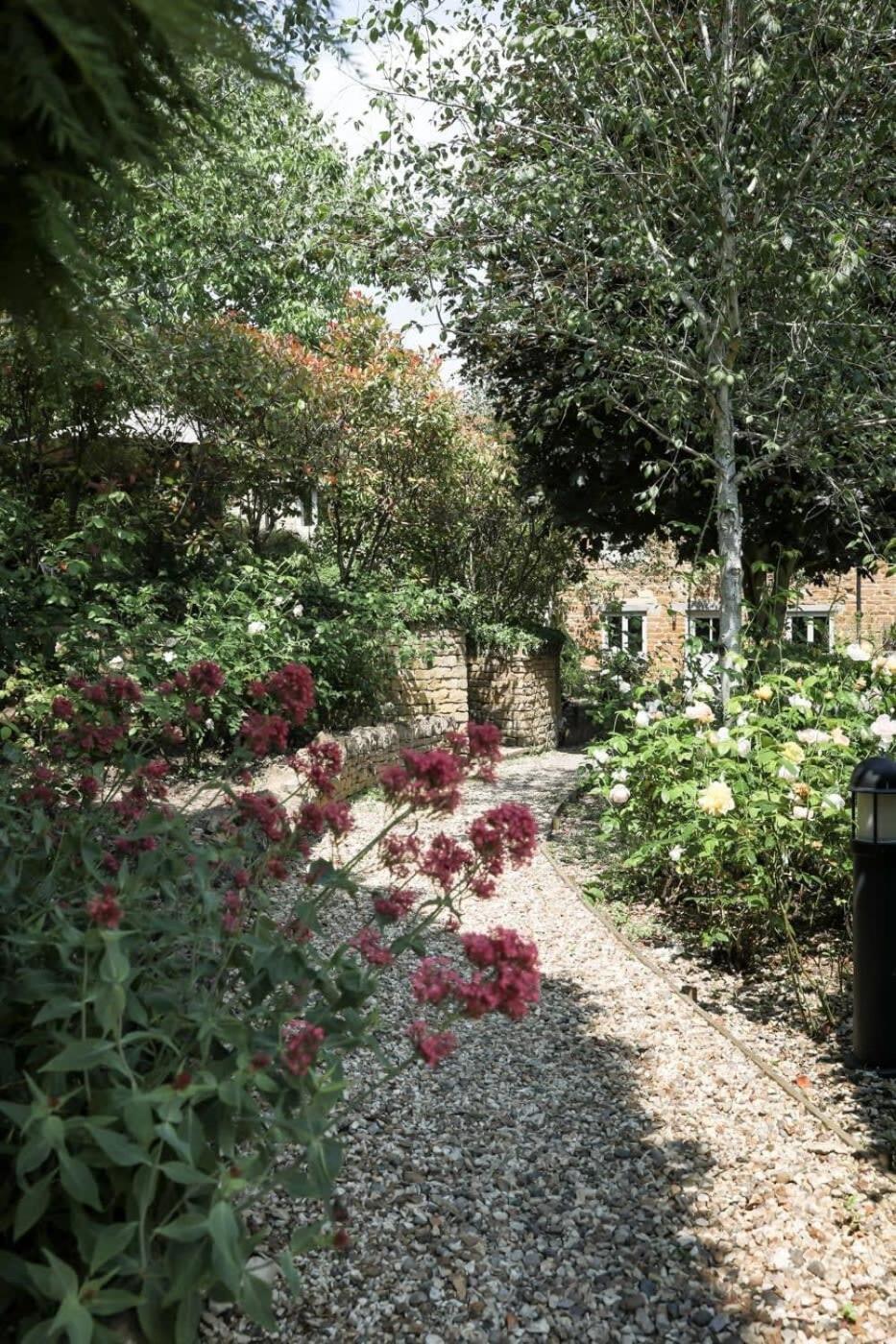 Moreton-in-Marsh Two Rose Walk Cottage Cotswolds מראה חיצוני תמונה
