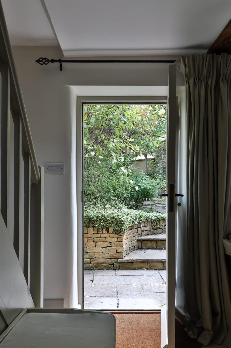 Moreton-in-Marsh Two Rose Walk Cottage Cotswolds מראה חיצוני תמונה